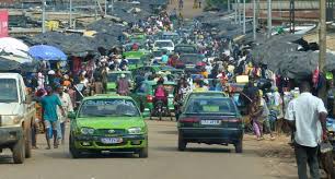 Man – Des taxis circulent avec les passagers en surnombre, en toute impunité