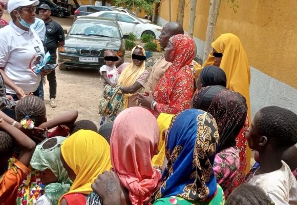 Bouaké / Lutte contre l’exploitation des enfants  –  La Police interpelle 43 personnes dont 7 adultes et 36 mineurs