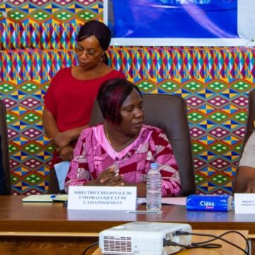 Aboisso – Pénurie d’eau : Le préfet et la directrice régionale de l’Hydraulique rassurent les populations