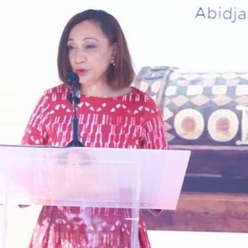 Accueil du tambour parleur Djidji Ayokwè  –  La ministre Françoise Remarck : « Ton retour est un message »