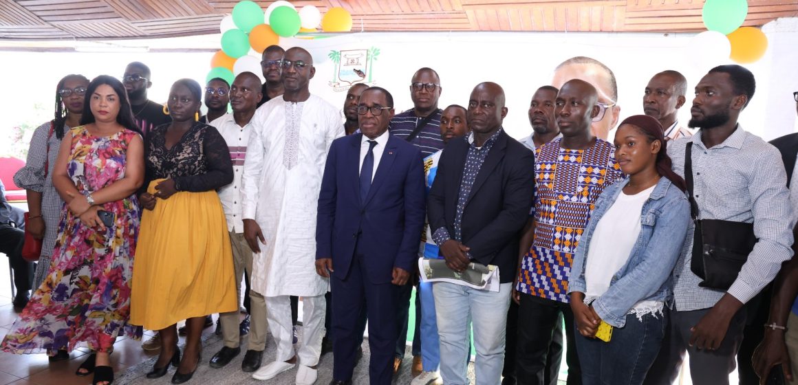 Région du Sud-Comoé – Aka Aouélé et les médias renforcent leur partenariat