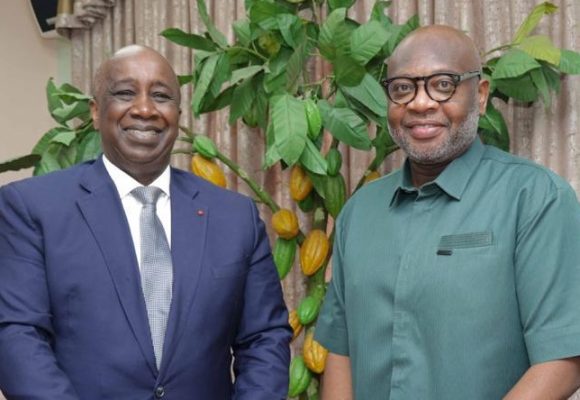 Cacao mondial  –  Rencontre fructueuse entre le porte-parole des pays producteurs de l’ICCO et le Ghana Cocoa Board
