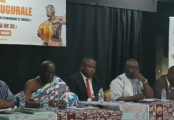 MASA 2026  –  À l&rsquo;Insaac, Pr. Urbain Amoa relie diplomatie coutumière et création artistique