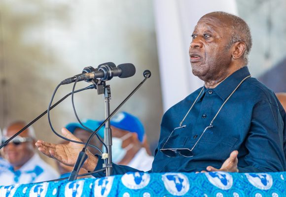 PPA-CI – Laurent Gbagbo reste au « pouvoir » dans un climat de crise