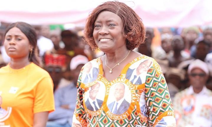 ph.Mariétou Koné ministre RHDP Gagnoa – Plus de 1 000 nouveaux militants officialisent leur adhésion au RHDP, trois ambulances offertes aux populations