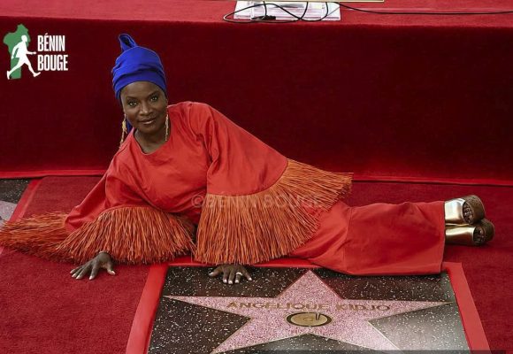 ph. Angeline Kidjo et son éoile Immortalisée sur « Walk of Fame d’Hollywood » – Angeline Kidjo (artiste-chanteuse) aux Africains : « Ce n’est pas seulement mon étoile, c’est notre étoile »