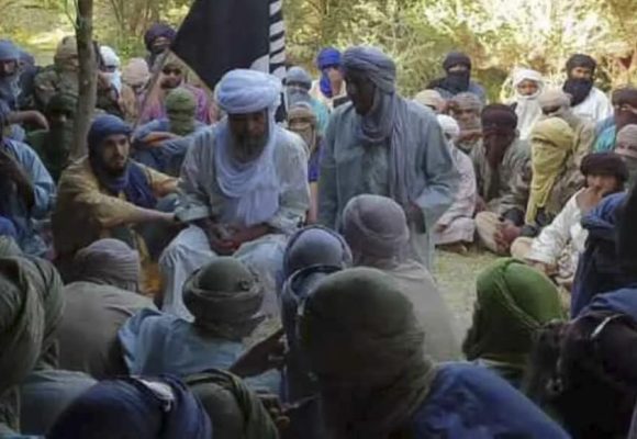 ph. Mali FLA et JINM Mali – Face au JNIM et au FLA, Bamako écartelé entre l’option militaire et l’épreuve des négociations