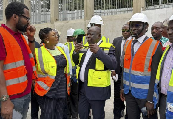 ph. MPA travaux UNJCI Bacongo Maison de la Presse d’Abidjan – Cissé Bacongo annonce la livraison de la MPA neuve et moderne pour fin novembre