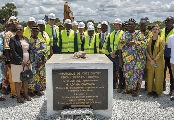 ph. coopération cacao usine Innovation – L’agriculture ivoirienne franchit un cap décisif dans sa modernisation