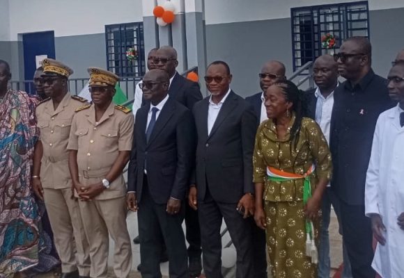 Aboisso / Fonds de garantie automobile (FGA)  –  Le Directeur général, Noël Maïzan Koffi, aux populations : « L’hôpital soigne les blessés, le FGA paie la facture ! »