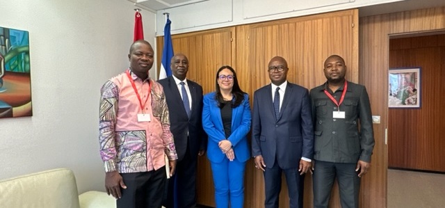 ph. café rencontre Nicaragua Cacao mondial – Le Porte-parole des pays producteurs de l’ICCO parle de divers sujets avec l’ambassadrice du Nicaragua en Suisse